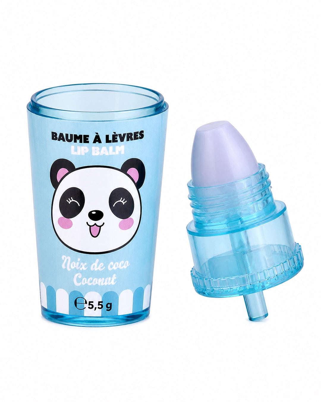 Le baume à lèvres à la noix de coco ouvert, dévoilant le bâton de soin arrondi posé à côté de sa base en forme de gobelet bleu.