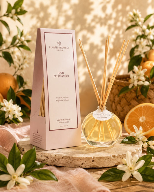 Bouquet parfumé 100 ml, fragrance Mon bel oranger de Plantes & Parfums avec bâtonnets diffuseurs et étui rose mat, ambiance flora