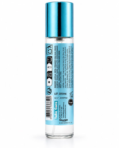 Flacon de parfum cylindrique en verre de 24 ml avec un bouchon bleu métallique et une illustration du personnage Cinnamoroll de Sanrio.