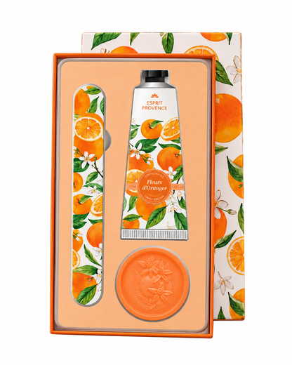 Coffret soins des mains, au parfum de Fleurs d'Oranger, signé Esprit Provence. Il réunit un savon, une lime à ongles et une crème dans un jolie coffret.