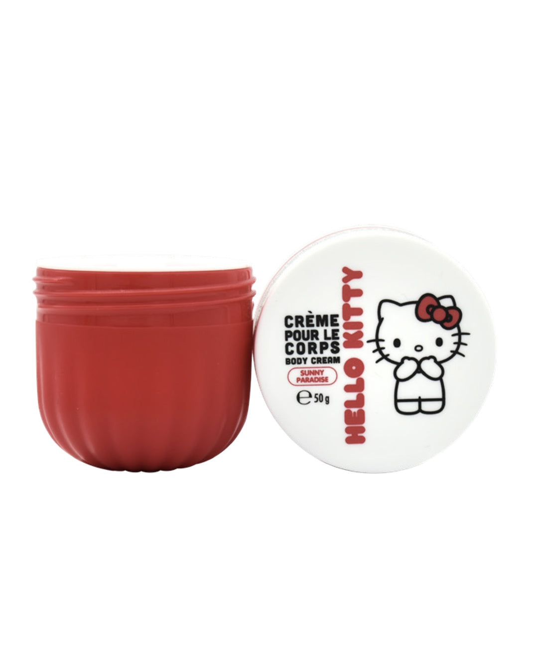 Pot ouvert rouge de crème pour le corps Hello Kitty au parfum floral, Sunny Paradise. Le contenant de 50g est rouge au bouchon vissant blanc avec des écritures rouge et noir.