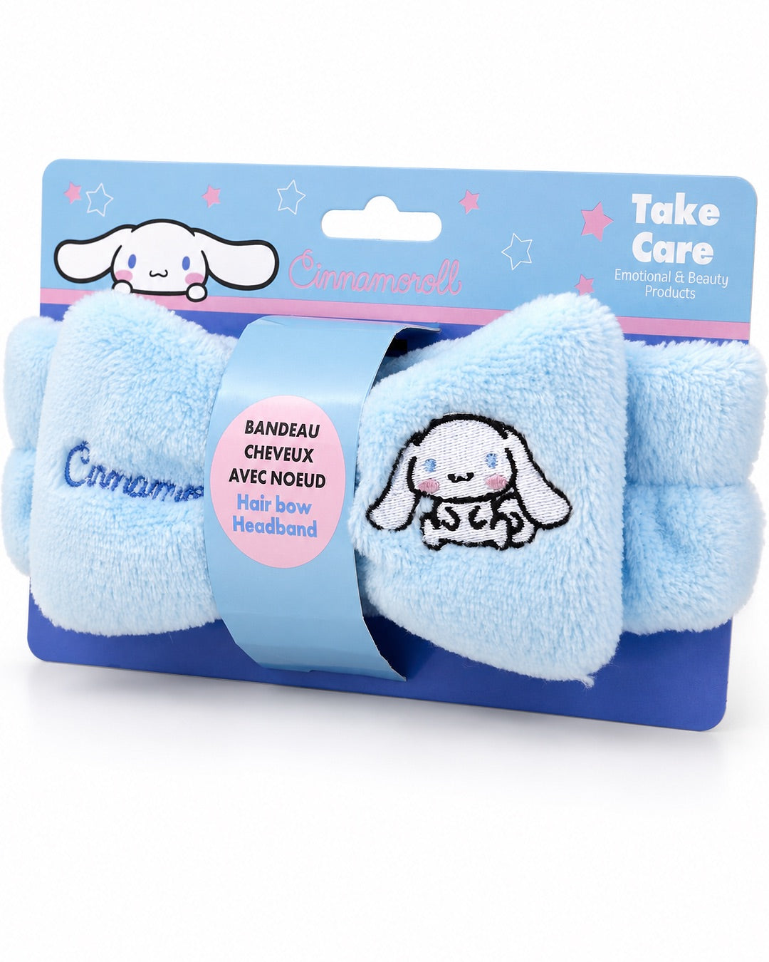 Bandeau de tête élastique en peluche bleu ciel avec un grand nœud central brodé du nom et du personnage Cinnamoroll de Sanrio.