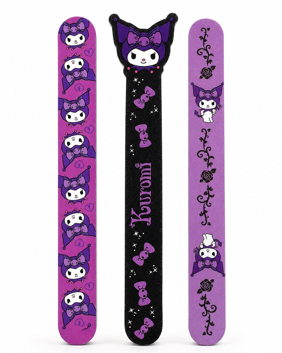 Trio de limes à ongles Kuromi Sanrio comprenant deux limes violettes et une lime centrale noire avec figurine de Kuromi vue de devant vendu au Québec chez Style so Chic.