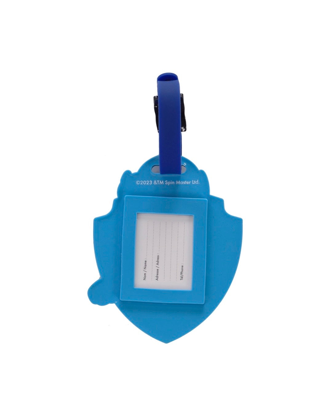 Vue arrière de l'étiquette en silicone bleu de Chase La Pat' Patrouille. Elle révèle l'emplacement d'identification protégé par une fenêtre transparente avec une carte blanche pour inscrire le nom, l'adresse et le téléphone.