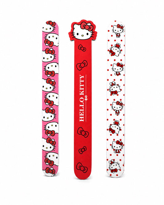 Vue de face d’un lot exclusif de 3 limes à ongles Hello Kitty de haute qualité aux motifs kawaii de couleur rose, rouge et blanche.