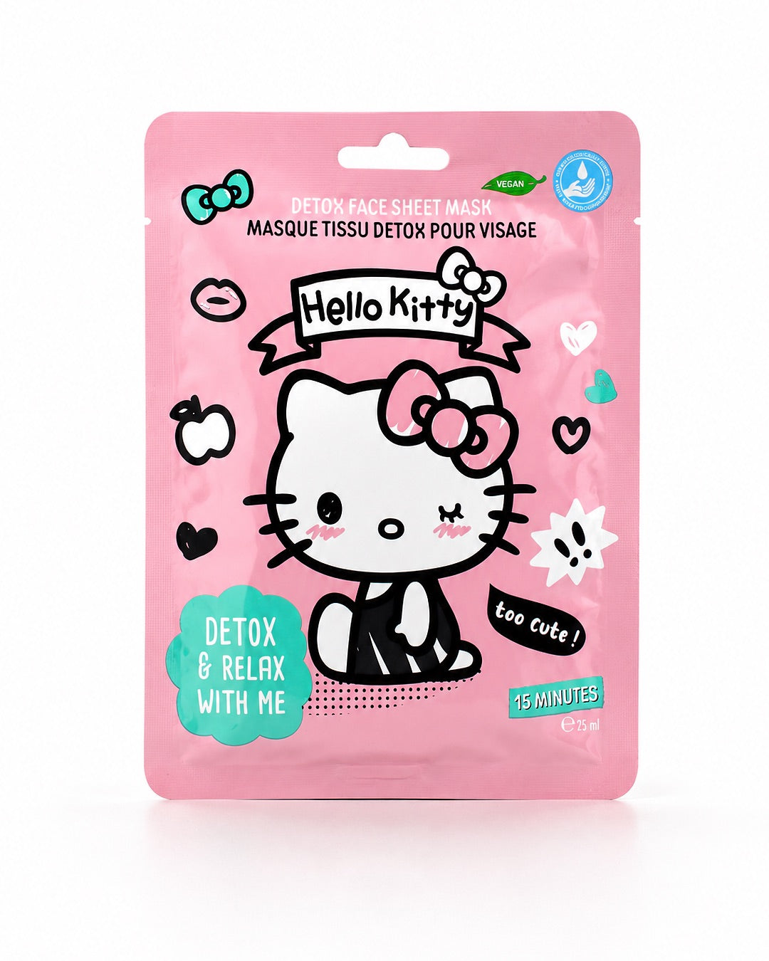 Vue de face du sachet rose du masque en tissu détox pour le visage Hello Kitty, orné d’illustrations de cœurs et de la célèbre mascotte.