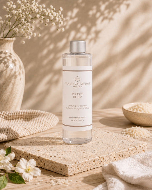 Recharge pour bouquet parfumé 200 ml, fragrance Poudre de Riz de Plantes et Parfums. Ambiance poudré. Livraison partout au Canada.