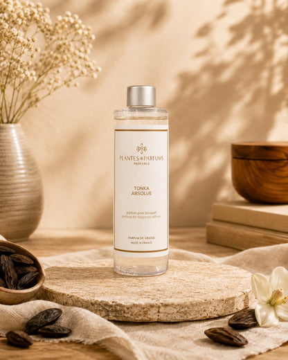 Recharge pour bouquet parfumé 200 ml, fragrance Tonka absolue de Plantes et Parfums. Ambiance boisés. Livraison partout au Canada.