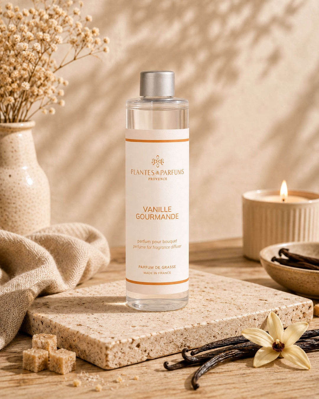 Recharge pour bouquet parfumé 200 ml, fragrance Vanille gourmande de Plantes et Parfums. Ambiance gourmande. Livraison partout au Canada.