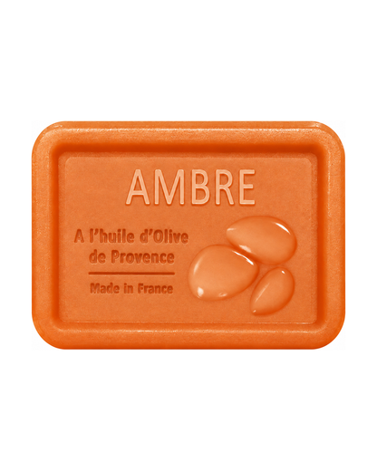 Savon à l’huile d’olive de Provence 120 g, au parfum d’Ambre, signé Esprit Provence et enrichi en huile d’amande douce ainsi qu’en beurre de karité bio.