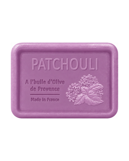 Savon à l’huile d’olive de Provence 120 g, au parfum de Patchouli, signé Esprit Provence et enrichi en huile d’amande douce ainsi qu’en beurre de karité bio.